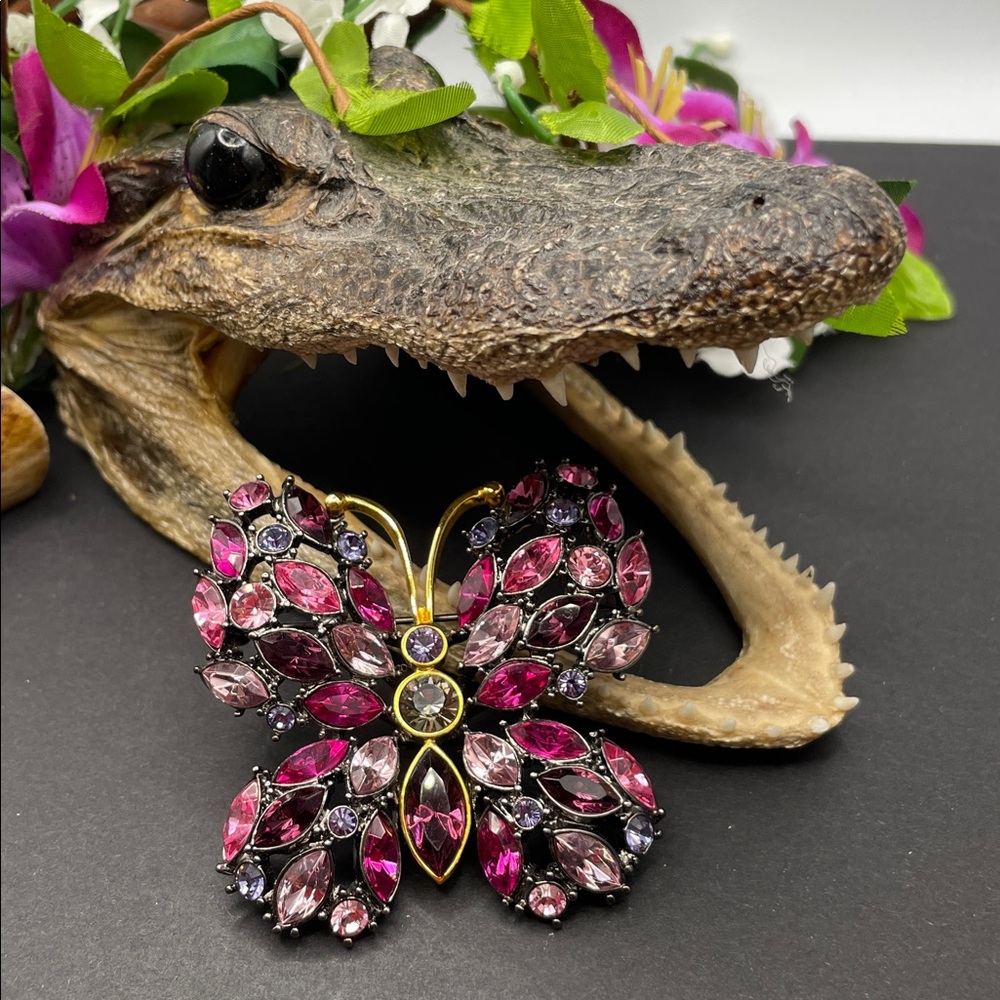 Joan Rivers Butterfly brooch 🔥